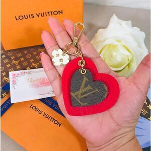HEART CHARM RED